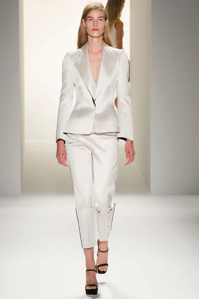 Look 22
